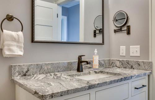 Hot Tub and Dock Beachfront Oasis in Stockholm! - Foto 17