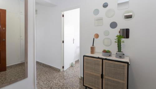 Los Chopos, 2 dormitorios, frente al mar, by Bookindenia - Foto 5