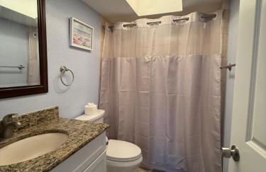 Treasure Island Beach, FL Waterfront Condo Located Steps away from the Intracoastal Waterway - Photo 18