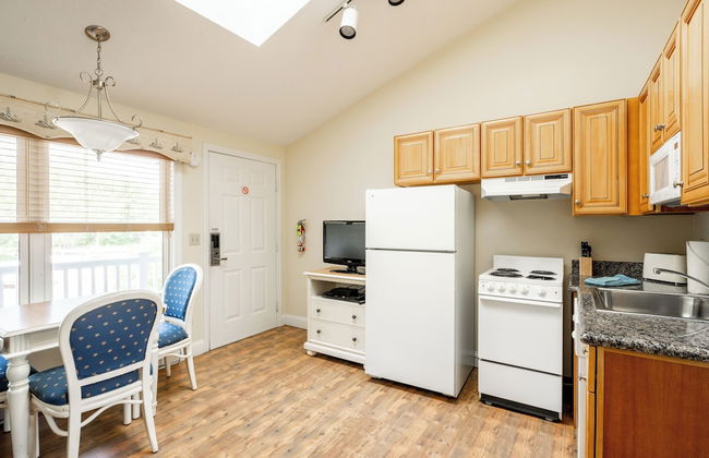 Nautical Mile - Photo 8