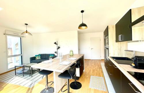 Joli appartement avec balcon au pieds des commences et des plages - Foto 6