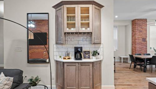 Games,BBQ, Netflix plus FREE Parking Near Bakery Square - Foto 4