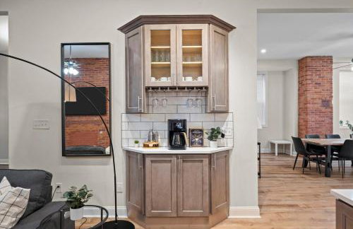 Games,BBQ, Netflix plus FREE Parking Near Bakery Square - Foto 4