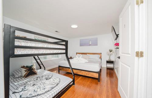 74L - 2BR Quincy - Cozy Couple Hideout near Wollaston Beach - Foto 34