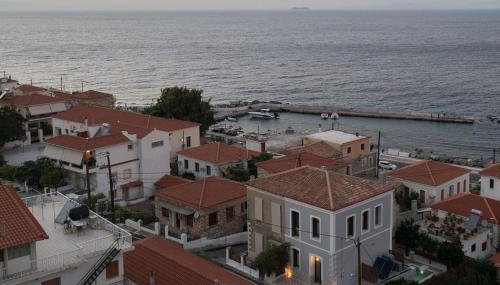 Villa Samos - Renovated stone villa with private pool- 2 min from the sea! - Foto 3