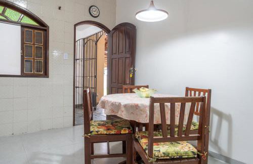 Casa Pet Friendly c Churrasqueira a 120m da Praia - Foto 14