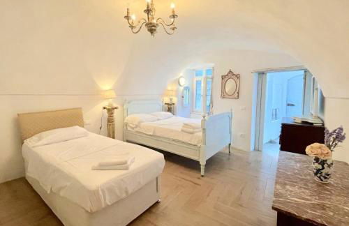 Casa Valentino in Via Liberale Isolabona Sleeps 8 Isolabona Italy - Foto 7