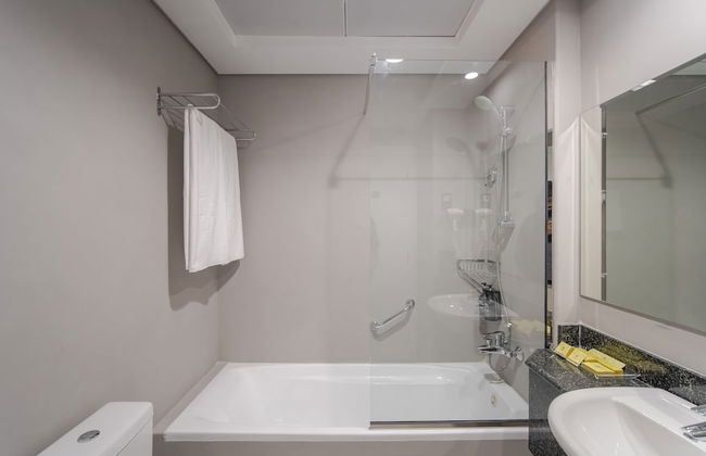 Rose Garden Hotel Apartments Barsha - Photo 37