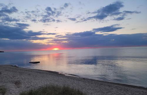 Lakeside Loft - Walk to Lighthouse County Park - Photo 22