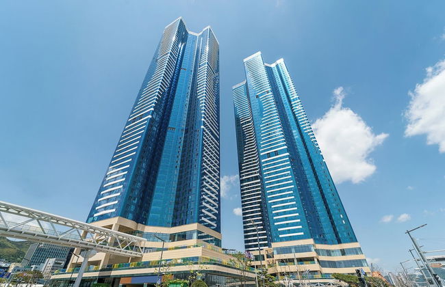 Le collective Busan station - Foto 66