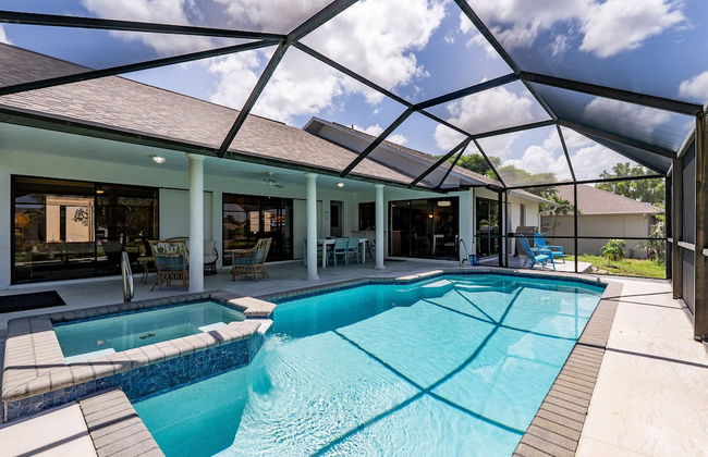 Beautiful Private Pool Home In-between Fort Myers Beach And Sanibel Island 3 Bedroom Home by RedAwning - Foto 20