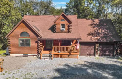 Secluded Log Cabin with Hot Tub Fire Pit Game Room - Foto 67