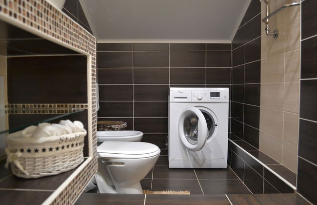 Townhouse Park & House - Photo 3