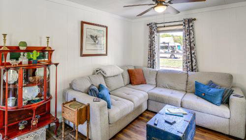 Walk to River and Trails Cozy Damascus Cottage! - Foto 3