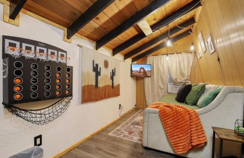 NEW! Hillside Getaway in the Pines, Games, Poker - Foto 25