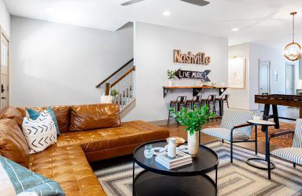 Waverly by Avantstay Nashville-inspired Townhome w/ Luxury Kitchen, Pool Table - Foto 17