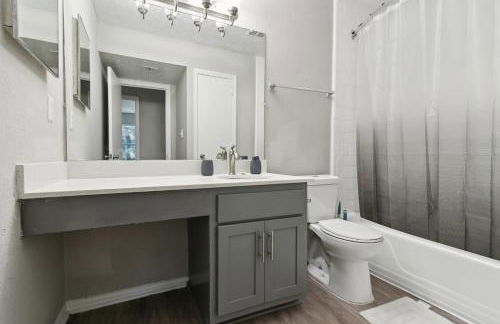 Halsten at Vinings 2515 Comfy 1 Bed 1 Bath - Foto 3