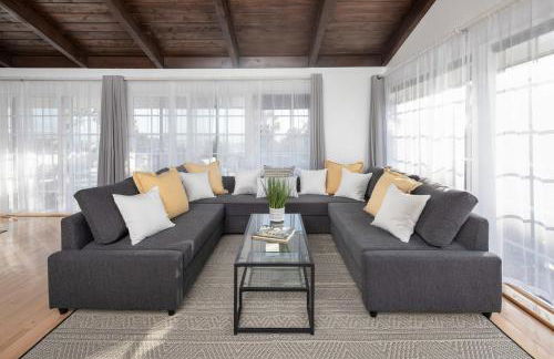 4 Bedroom 2 Bath with Ocean View Hot Tub Parking - Foto 19