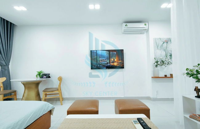 Luxury 2-bedroom Apartment - Photo 8