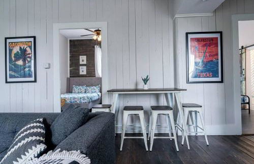 Historic and charming duplex in desirable midtown, close to the beach and strand - Foto 46