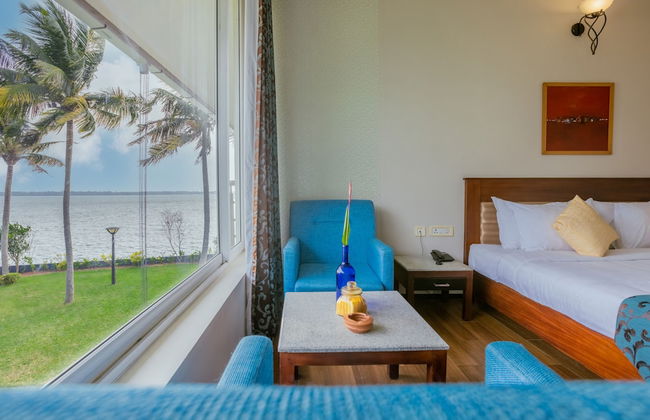 BLUSALZ MANOR Waters Edge Kochi - Foto 5