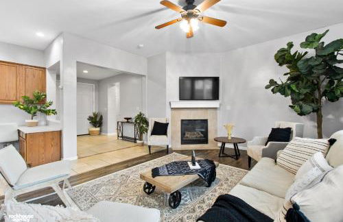 NorthWest Farmhouse - Photo 17