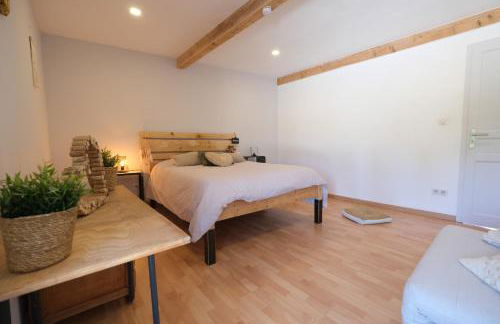 beautiful provencal mas with pool in barbentane, close to avignon, sleeps 8. - Photo 37