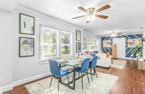 King bd Charming 2-Storey Cottage w PrivateYard - Foto 41