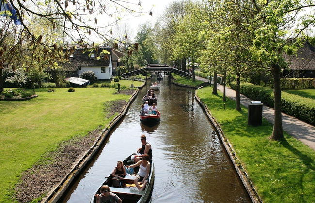 Chalet With 2 Bathrooms and a Boat, Near Giethoorn - Photo 23