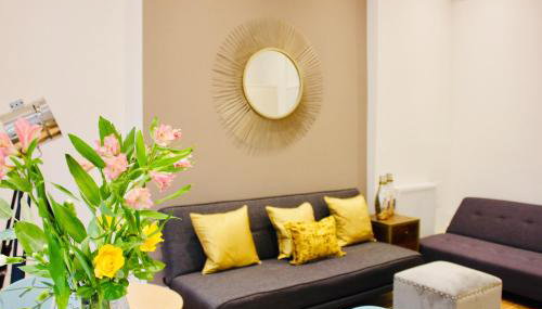 Stylish 2 Bed Apartment-Zone 2 - 10 Minutes to the heart of London- sleeps up 8 - Foto 2