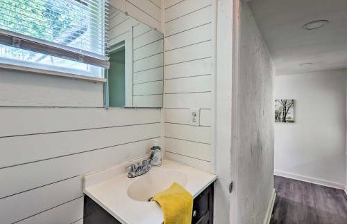 Quaint Leeds Studio with Yard about 18 Mi to Birmingham! - Foto 14