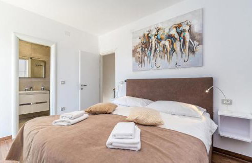 Nice Home In Linardici With Wifi - Photo 30