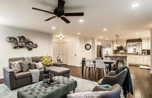 Broad Ripple Falcon Crestview Bungalow-Family Friendly - Foto 8