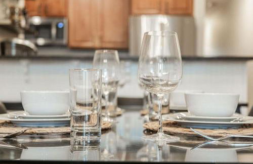 Luxury 3BR with Parking in Heart of DC - Steps to Metro - Foto 16