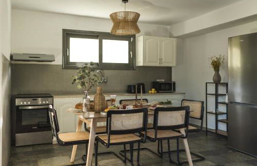 Binios Villa - private pool, walking distance from the Beach - Foto 10