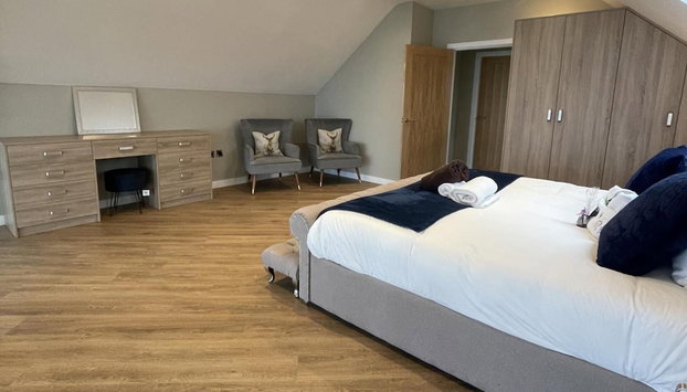 Pendle View Sleeps 8 With Hot Tub - Foto 2, Zimmer