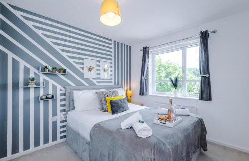 Stunning Riverside 3-Bed Home by 53 Degrees Property in Manchester with Garden & FREE Parking! - Foto 14