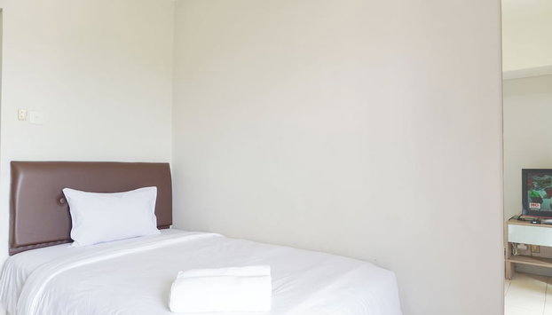 Modern Look And Homey Studio Serpong Greenview Apartment - Foto 2, Habitación