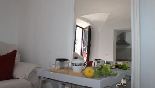 Casa das Bonecas by LovelyStay - Foto 4