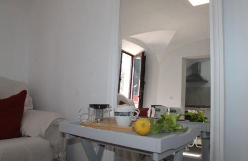 Casa das Bonecas by LovelyStay - Foto 4