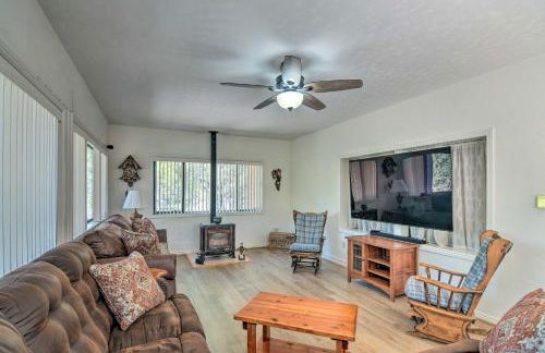 Hatch Retreat with Deck, Grill and Creek Access! - Photo 3