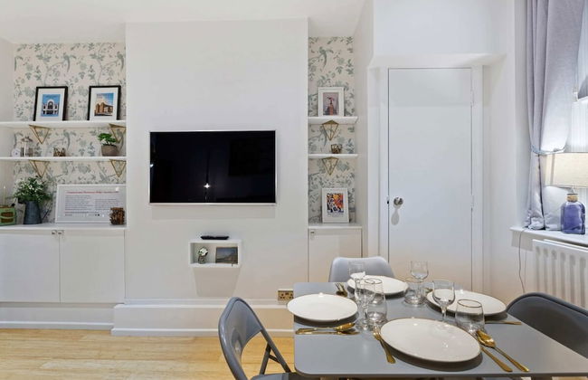 Trendy 1 Bedroom Apartment in the Heart of London - Photo 10