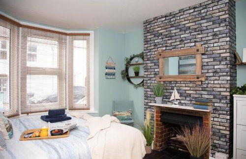 Cosy 3 Bedroom House - Private & Central - Ultra WiFi - Foto 12