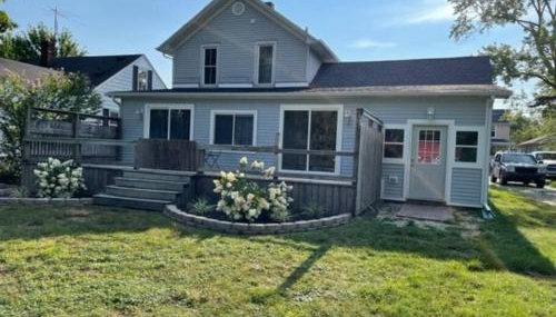 Elm St Retreat - 3 Min walk to Downtown Three Oaks - Foto 4, Garden, Garden view