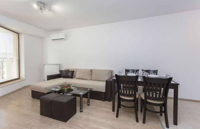 Modern 1bdr Apartment Near Center - Free Parking - Foto 8