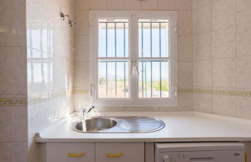 Sandy Playa Golf Málaga con Parking - Photo 33