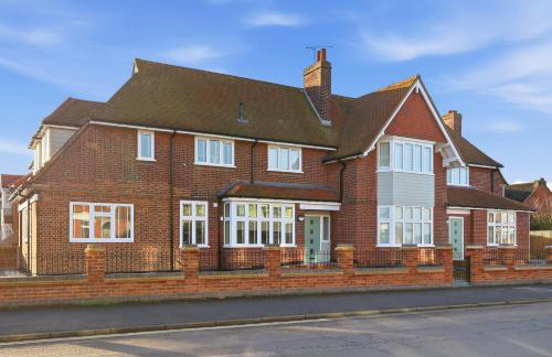 2 Royal Serviced Apartments, Ground Floor, two Bed,Fast Wifi - Space - Foto 20