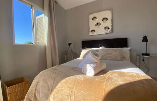 Sea frontline stylish beach House - Foto 25