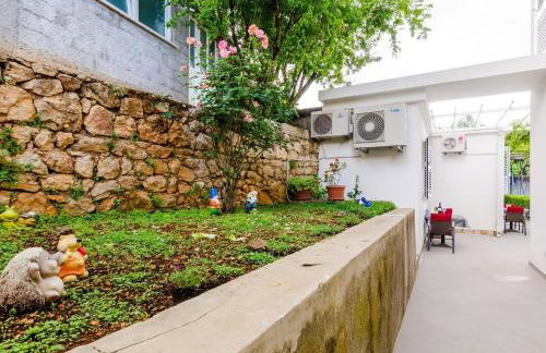 Miracle Apartments - Comfort Studio Apartment with Terrace and City View - Foto 50