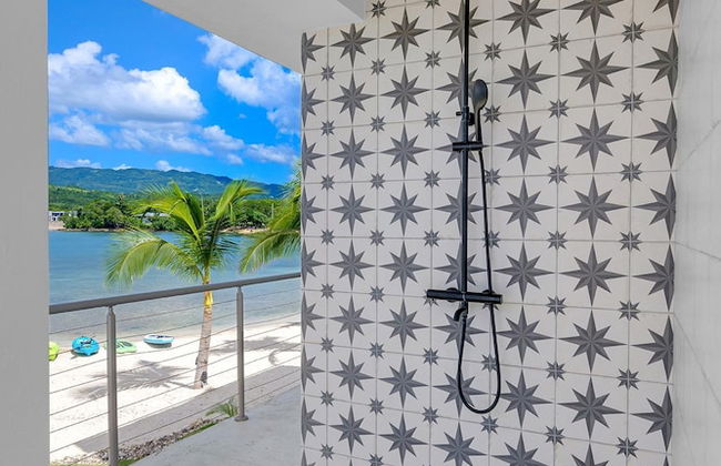 Santosha Whitehouse JM - 10 Bedroom Villa w Private Beach - Photo 34